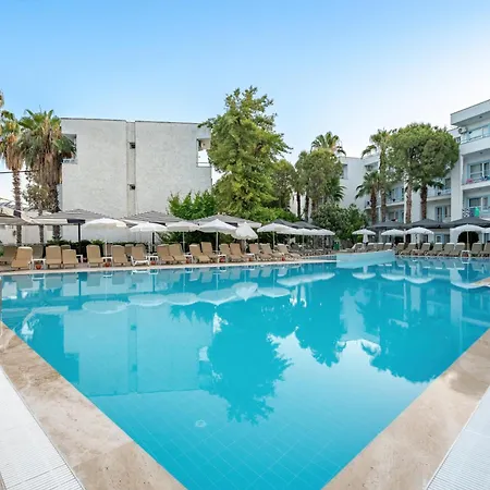 Nusso Club Hotel